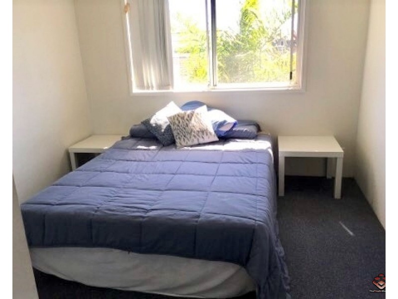 75-77 Bayview Street, Runaway Bay QLD 4216