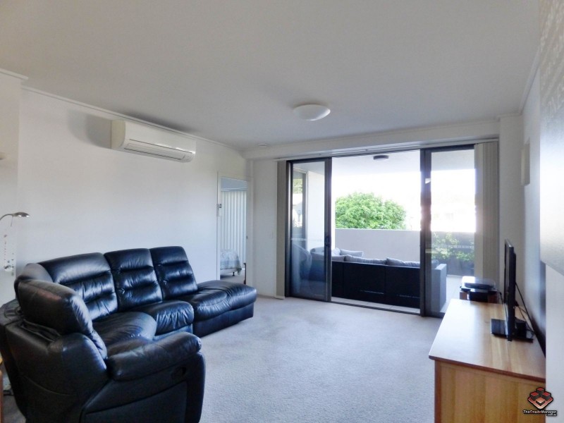 16 Surbiton Court, Carindale QLD 4152