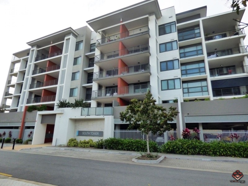 16 Surbiton Court, Carindale QLD 4152