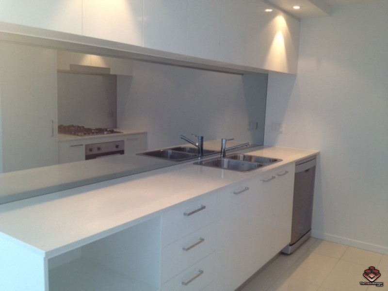 41 Harbour Town Drive, Biggera Waters QLD 4216