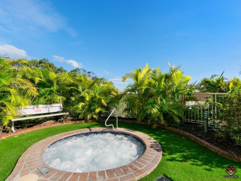 64 State Route 98, Currumbin QLD 4223
