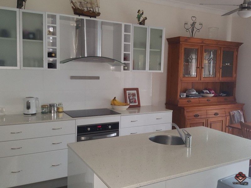 92 Guineas Creek Road, Currumbin Waters QLD 4223