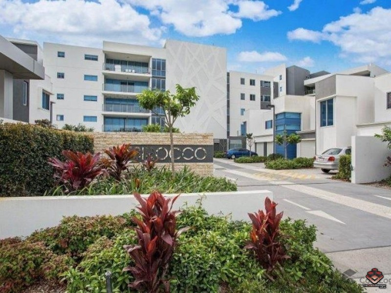 3 Compass Drive, Biggera Waters QLD 4216