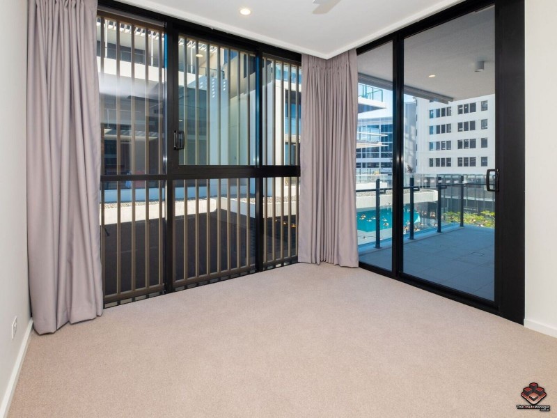 148 Logan Road, Woolloongabba QLD 4102