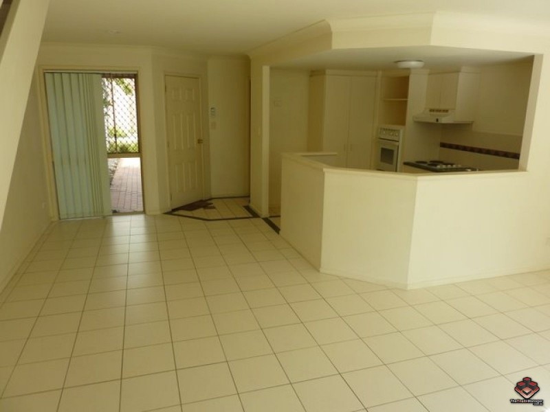 75 Brown Street, Labrador QLD 4215