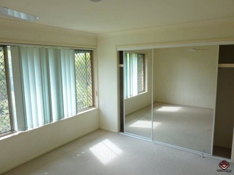 75 Brown Street, Labrador QLD 4215