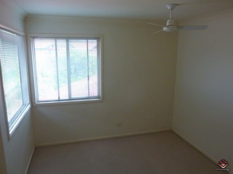 75 Brown Street, Labrador QLD 4215