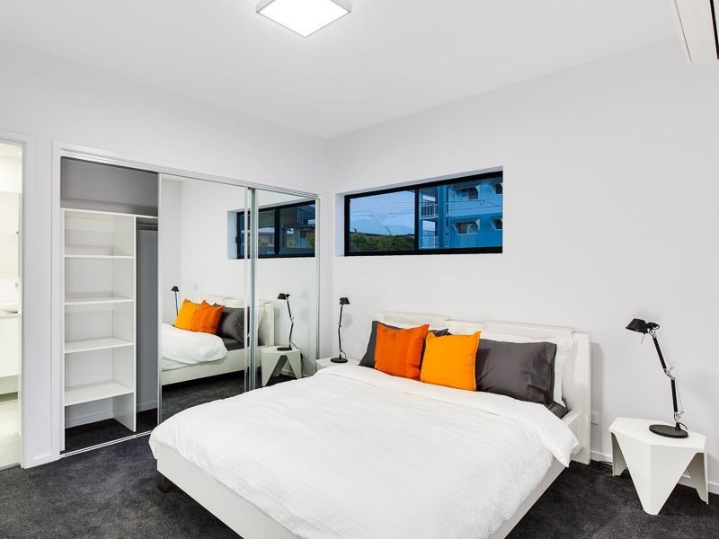 21 Yeronga Street, Yeronga QLD 4104