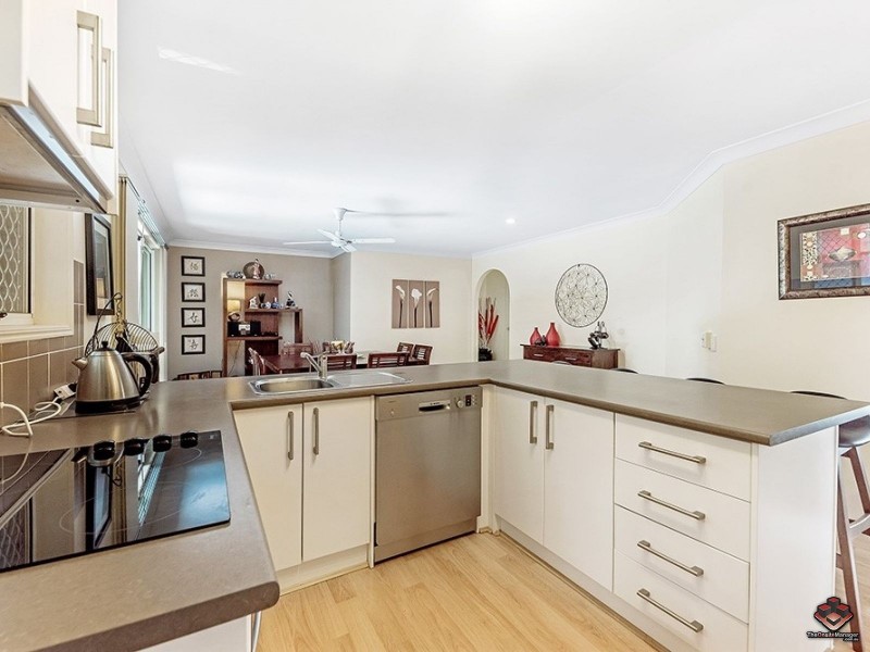 Parkwood QLD 4214