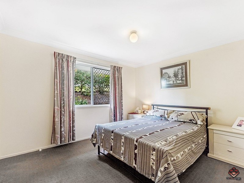 Parkwood QLD 4214