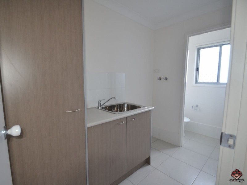 Pacific Pines QLD 4211