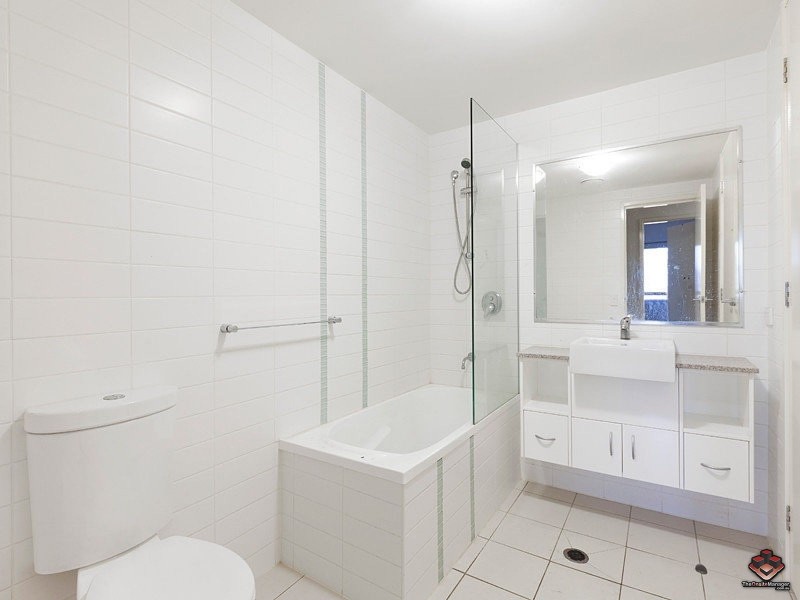 24 Allwood St, Indooroopilly QLD 4068
