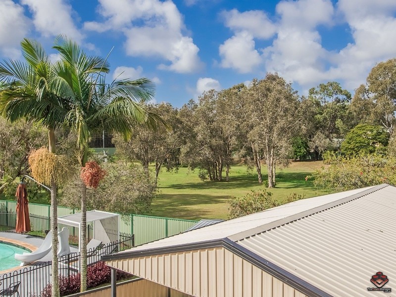 11 Rosedale Place, Helensvale QLD 4212