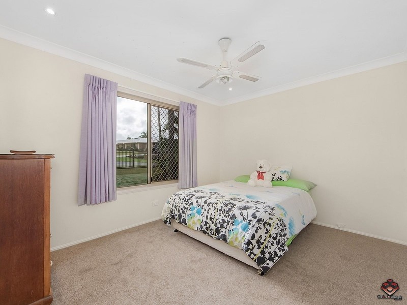 11 Rosedale Place, Helensvale QLD 4212