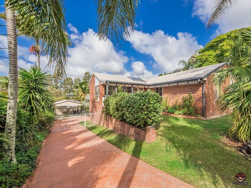 11 Rosedale Place, Helensvale QLD 4212