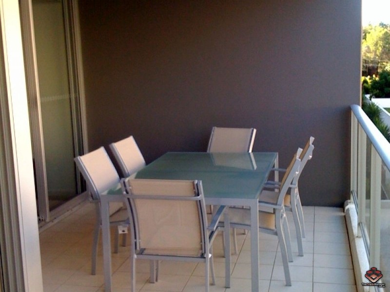 95 Clarence Road, Indooroopilly QLD 4068