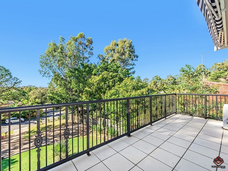 24 Camden Court, Helensvale QLD 4212