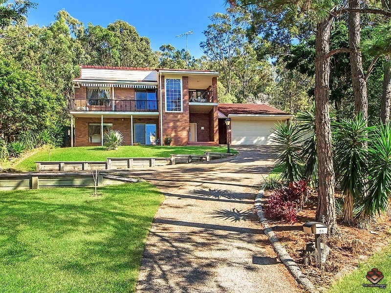 24 Camden Court, Helensvale QLD 4212