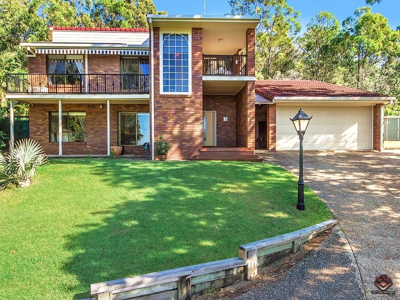 24 Camden Court, Helensvale QLD 4212