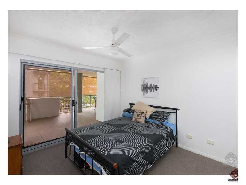 36 Holland Street, Toowong QLD 4066