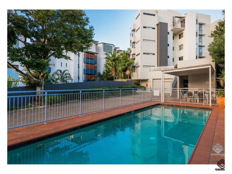 36 Holland Street, Toowong QLD 4066