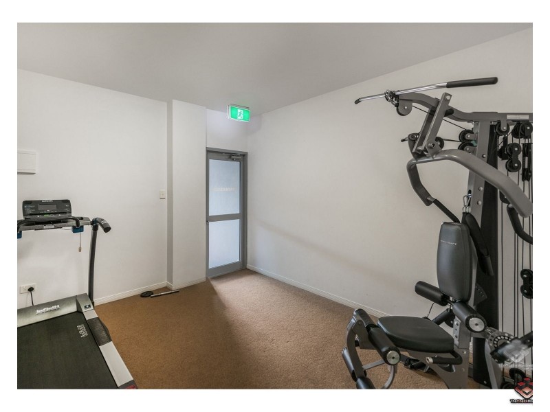 36 Holland Street, Toowong QLD 4066