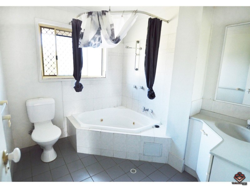 60 Whitby Street, Southport QLD 4215