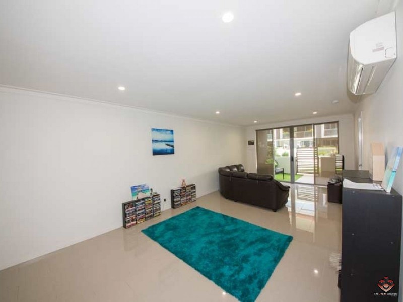 8 Lochaber Street, Dutton Park QLD 4102