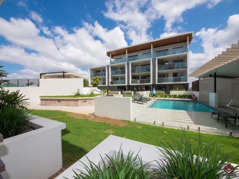 8 Lochaber Street, Dutton Park QLD 4102
