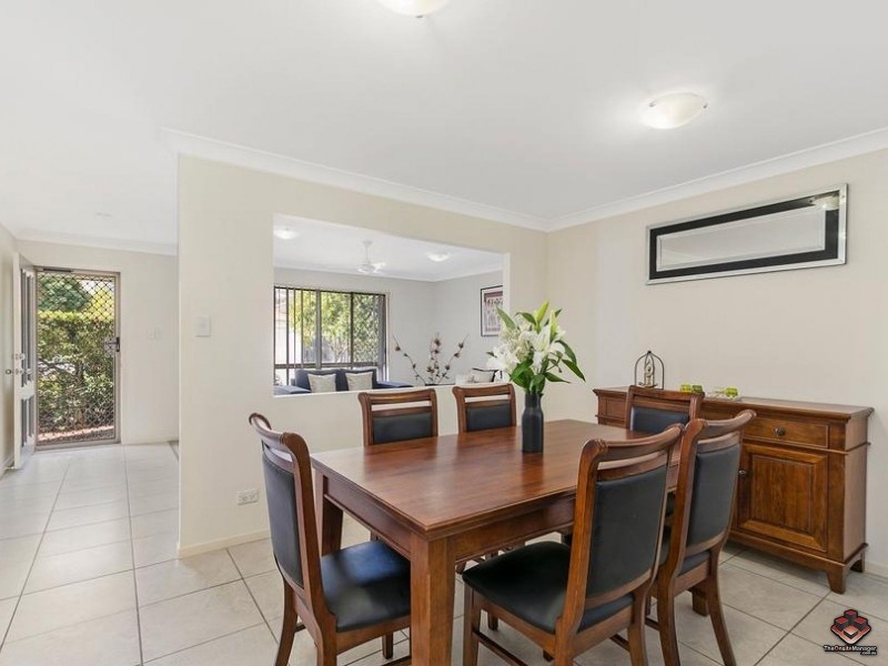 35 Earnshaw Street, Calamvale QLD 4116