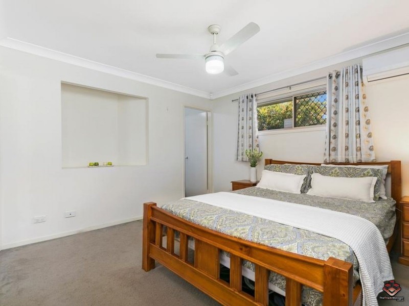 35 Earnshaw Street, Calamvale QLD 4116