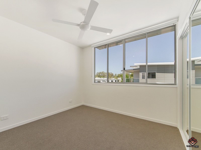 8 Russell Street, Everton Park QLD 4053