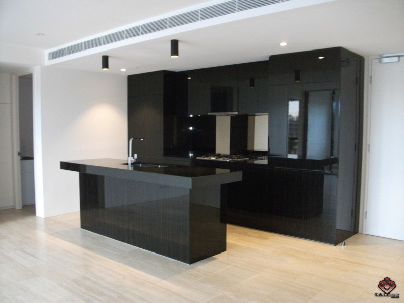 1 Marina Drive, Benowa QLD 4217