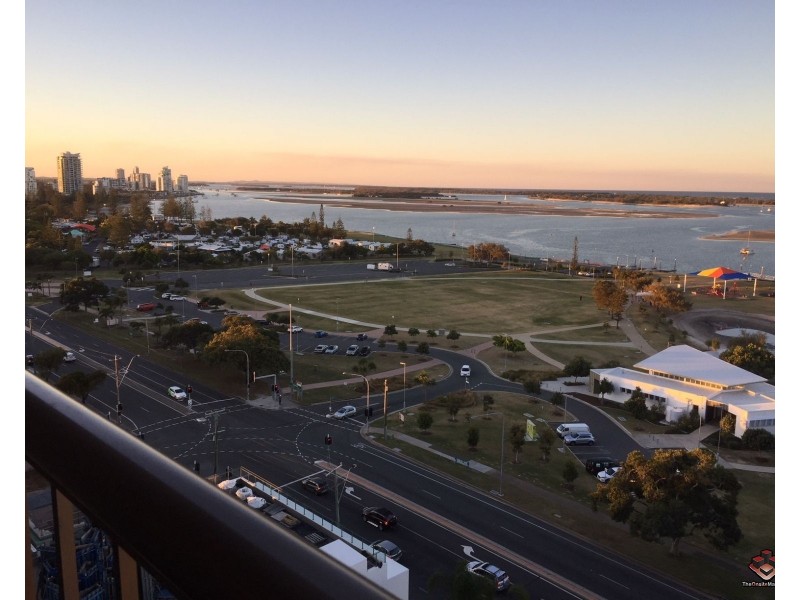 ID:3882280/114 Marine Parade, Southport QLD 4215