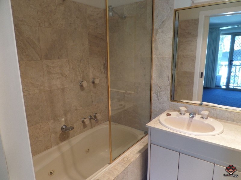 1 Resort Drive, Robina QLD 4226