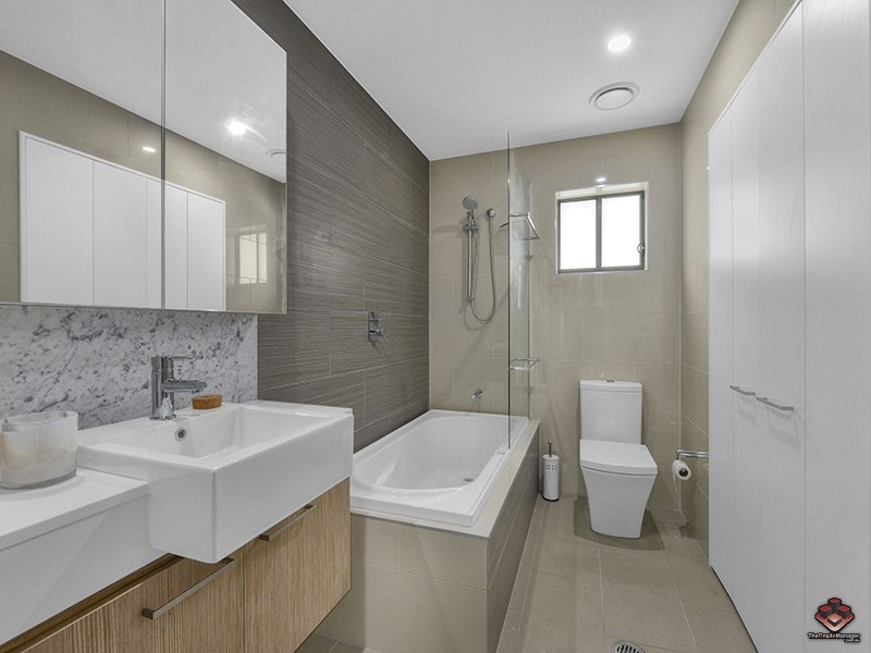 166 Sydney Street, New Farm QLD 4005