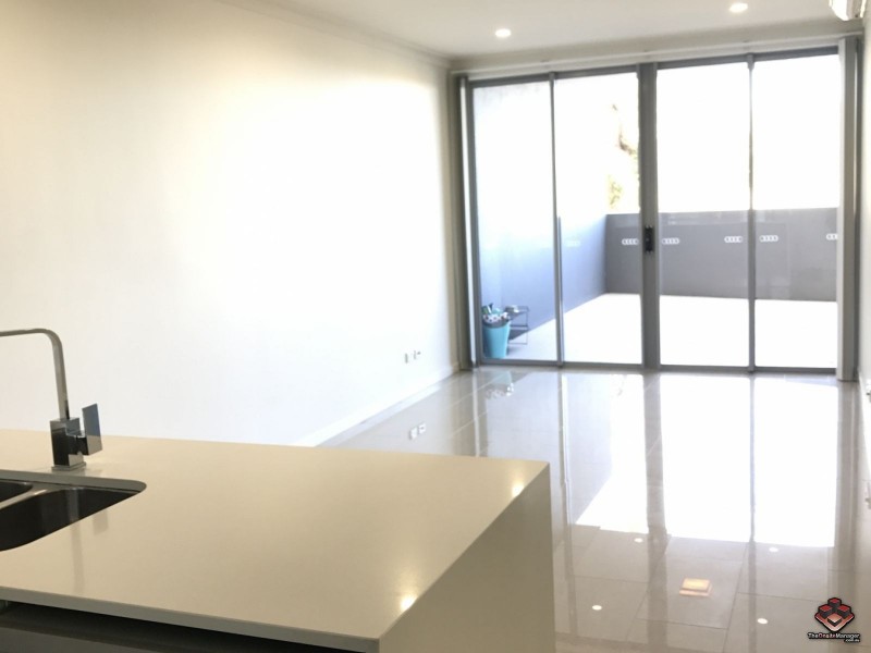 8 Lochaber Street, Dutton Park QLD 4102