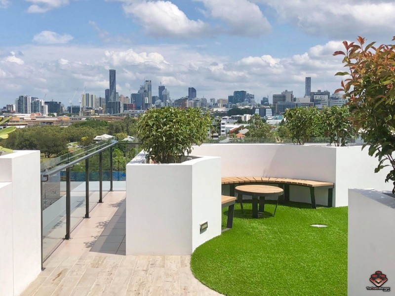 52 Grantson Street, Windsor QLD 4030