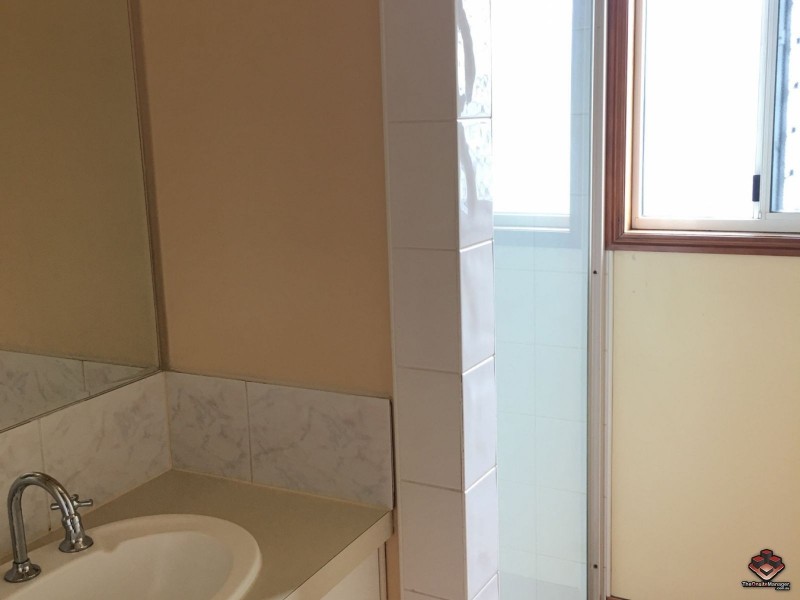 10 Holmead Road, Eight Mile Plains QLD 4113