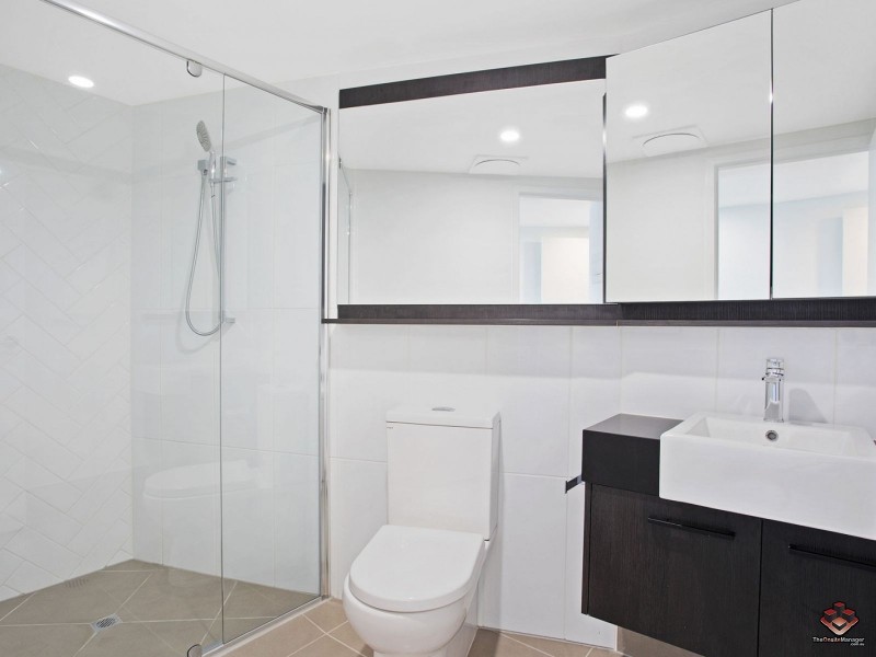 573 Coronation Drive, Toowong QLD 4066