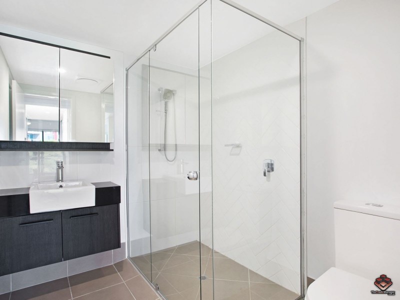573 Coronation Drive, Toowong QLD 4066