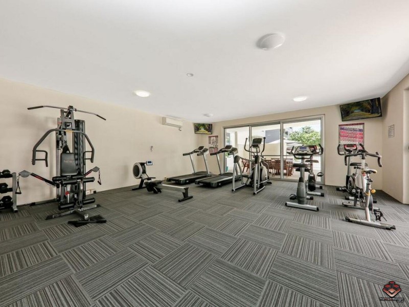 24 Allwood St, Indooroopilly QLD 4068