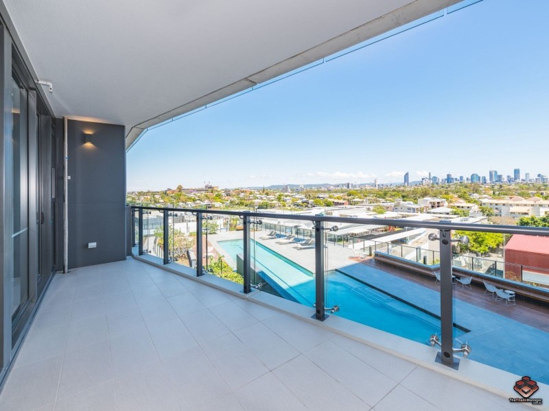 20605/300 Old Cleveland Road, Coorparoo QLD 4151