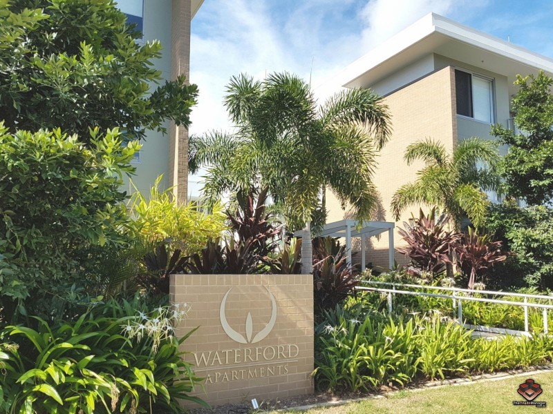 6 Waterford Court, Bundall QLD 4217