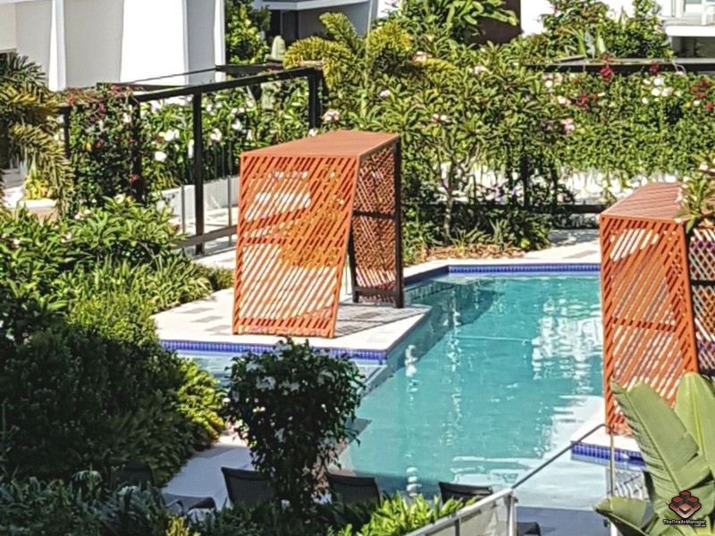 6 Waterford Court, Bundall QLD 4217