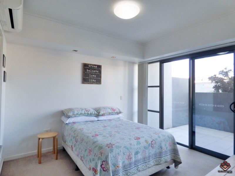 16 Surbiton Court, Carindale QLD 4152