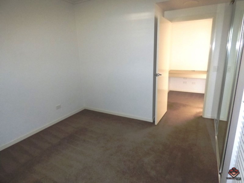 16 Surbiton Court, Carindale QLD 4152