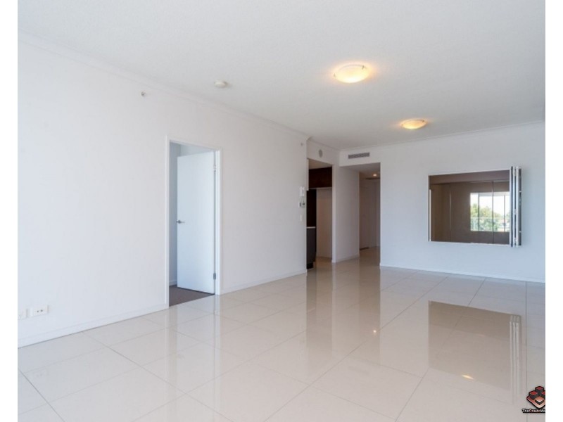 31 East Quay Drive, Biggera Waters QLD 4216