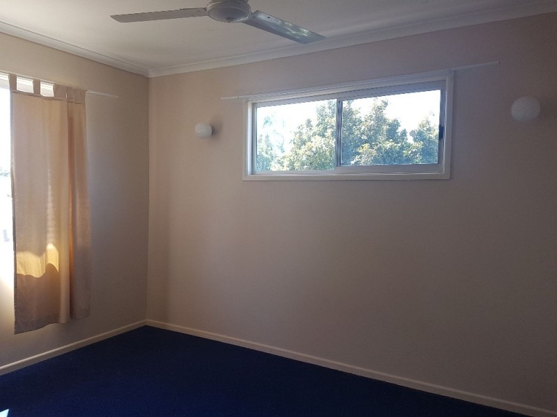 137 Pulgul Street, Urangan QLD 4655