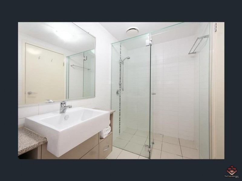 24 Allwood Street, Indooroopilly QLD 4068